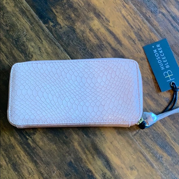 🐳 Pink wallet - Picture 2 of 4